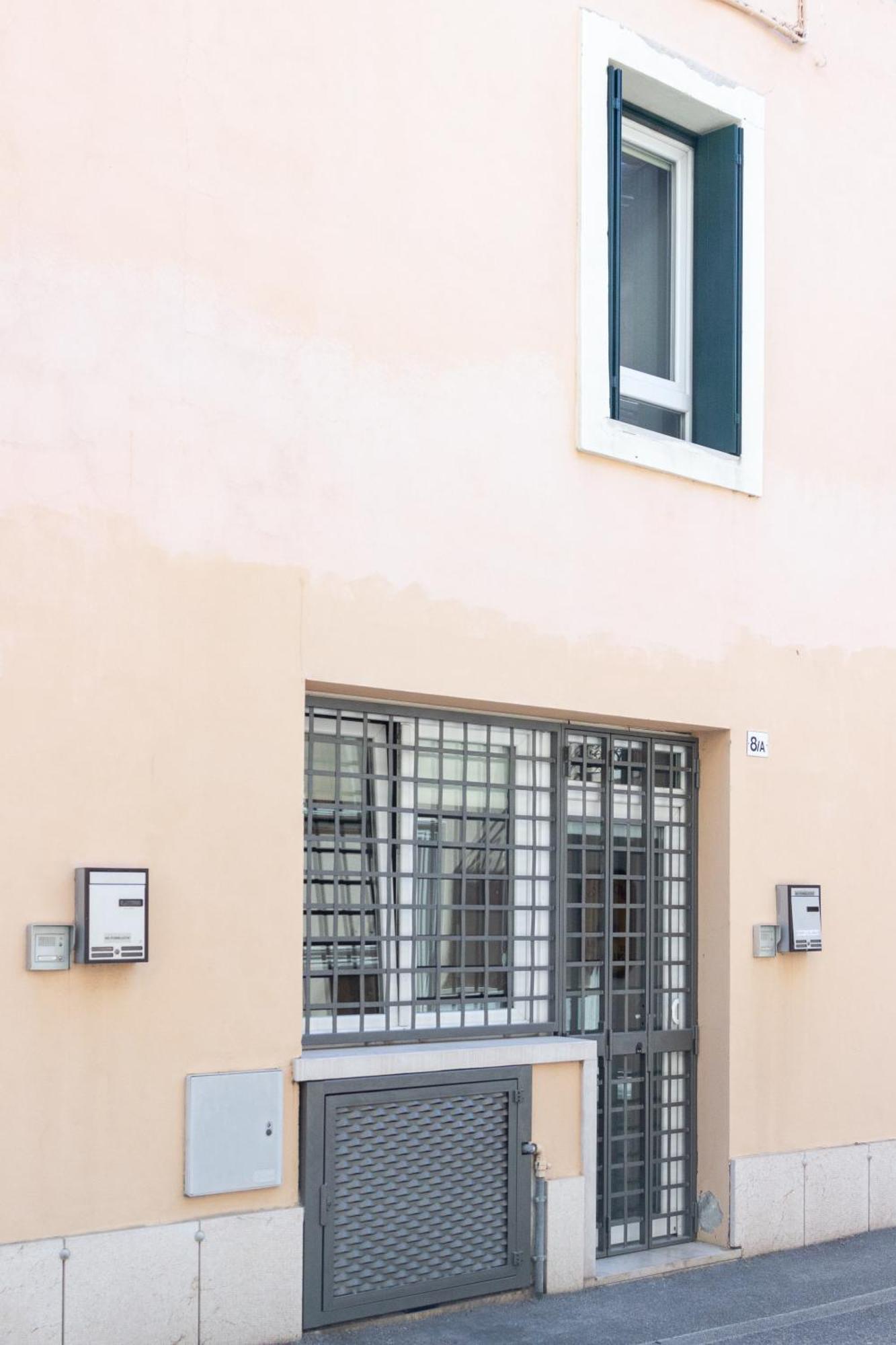Verona Nest Buitenkant foto